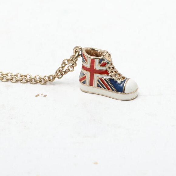 UK British Flag Enamelled Sneaker Shoe Pendant Necklace Gold Metal Band High Top - Picture 6 of 6
